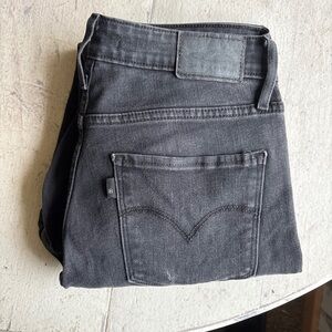 Levi's Women's High Rise Jeans in Dark Gray